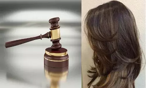 హెయిర్ కటింగ్లో పొరపాటు.. భారీ జరిమానా విధించిన కోర్టు..!