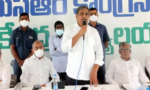 మూస రాజకీయాల్లో చంద్రబాబు పీహెచ్డీ చేశారు