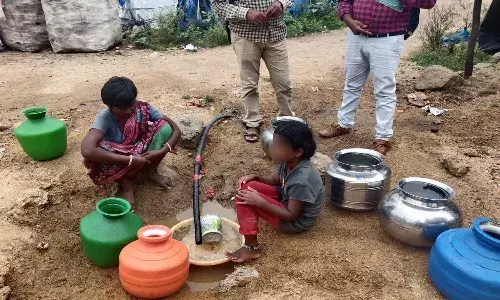 గుర్తింపు లేని నిర్భాగ్యులు : శాంతినగర్ బస్తీ వాసులు