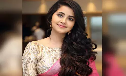 అనుపమను బికినీ ఫోటో అడిగాడు.. అడ్రెస్ చెప్పమన్న బ్యూటీ