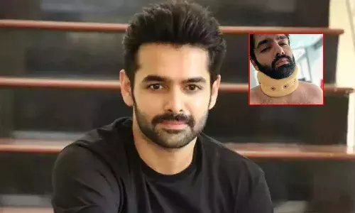 హీరో రామ్ కు ఏమైంది.. మెడలో ఆ బ్యాండేజ్ ఏమిటో..!