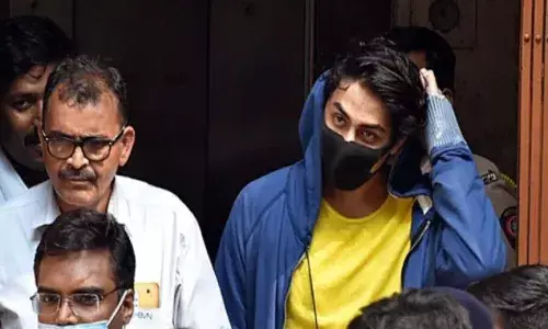 ఆర్యన్ ఖాన్.. జైలులో ఏమి చదువుతున్నాడంటే..