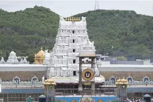 దర్శనం టికెట్లు ఉన్న భక్తులకు మాత్రమే అనుమతి దర్శనం టికెట్లు ఉన్న భక్తులకు మాత్రమే అనుమతి