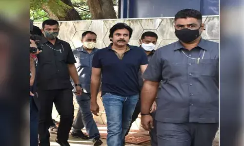 మా ఎన్నికలపై పవన్ ఆసక్తికర వ్యాఖ్యలు