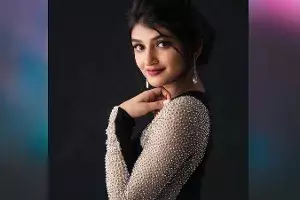 పెళ్లి సందడి హీరోయిన్.. నా కూతురు అని చెప్పొద్దంటున్న ప్రముఖ పారిశ్రామిక వేత్త పెళ్లి సందడి హీరోయిన్.. నా కూతురు అని చెప్పొద్దంటున్న ప్రముఖ పారిశ్రామిక వేత్త