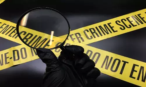 దారుణం.. అనుమానంతో భార్యను కొట్టి చంపిన భర్త.!