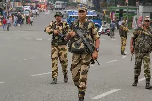 అసోంలో హై అలర్ట్.. భారీ ఉగ్రదాడికి కుట్ర పన్నినట్లు సమాచారం.! అసోంలో హై అలర్ట్.. భారీ ఉగ్రదాడికి కుట్ర పన్నినట్లు సమాచారం.!