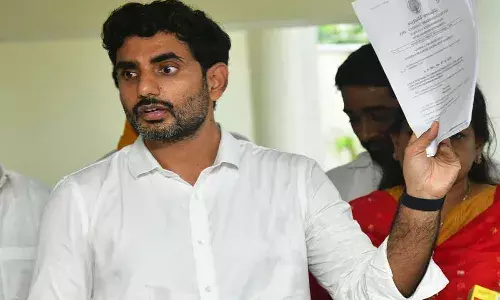 టీడీపీ నేతలపై హత్యాయత్నం, అట్రాసిటీ కేసులు.. ఏ-1గా లోకేశ్