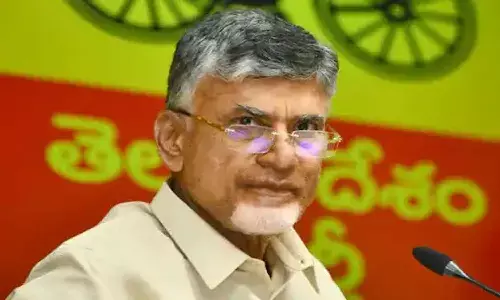 రచ్చకెక్కిన రాజకీయం.. చంద్రబాబు 36 గంటల దీక్ష..!