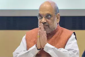 కశ్మీర్ లో అమిత్ షా కశ్మీర్ లో అమిత్ షా