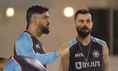 ధోని సూచనలు ఇచ్చినా కోహ్లీ తీసుకోలేదా..?