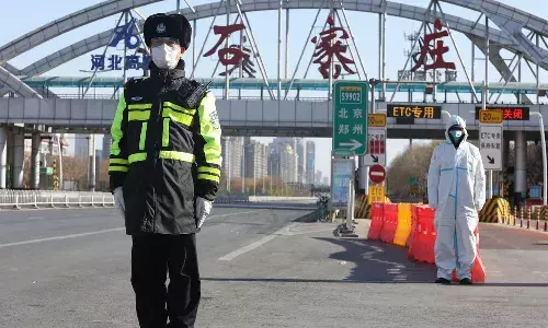 విజృంభిస్తున్న కరోనా.. చైనాలో మళ్లీ లాక్డౌన్