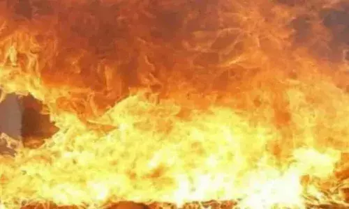 ఉట్నూరు మద్యం డిపోలో భారీ అగ్నిప్రమాదం