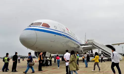 వందలాది విమాన సర్వీసులు రద్దు..కారణం అదేనట.!