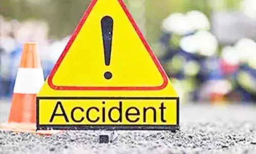 ప్రైవేటు బస్సు బోల్తా.. 17 మందికి తీవ్రగాయాలు