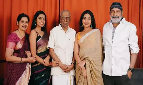 పండ‌గ పూట హీరో రాజ‌శేఖ‌ర్ ఇంట విషాదం