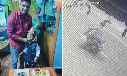 పేలిన నాటు ప‌టాకులు.. తండ్రీ కొడుకులు మృతి..!