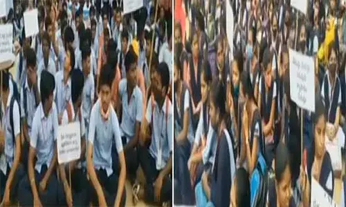 ఏపీ విద్యార్ధులపై లాఠీఛార్జ్.. విద్యార్థినికి తీవ్ర గాయాలు..!