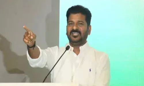 క్రమశిక్షణ తప్పి సీఎం మాటలు నిజం చేయొద్దు