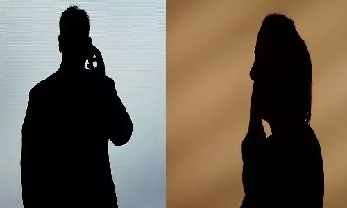 హలో.. సీఐడీ ఉన్నతాధికారిని.. నాకు నువ్వు కావాలంతే