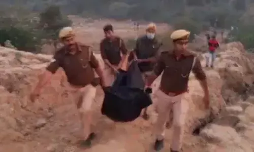 స్నాక్స్ కోసం బయటకు వెళ్లిన 15 ఏళ్ల బాలిక.. శవంగా..