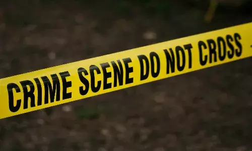 కదిరిలో దొంగల బీభత్సం.. అరుస్తుందన్న అనుమానంతో తలపై గట్టిగా కొట్టి..