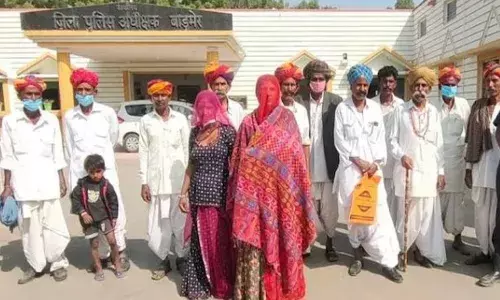 రెండో పెళ్లి చేసుకుందని రూ.11లక్షలు ఫైన్.. కట్టకపోవడంతో