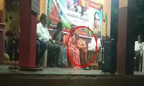 విషాదం.. పుట్టిన రోజు నాడు ప్రసంగిస్తూ స్వామీజి కన్నుమూత