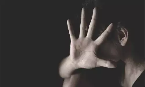 ఆ కోరిక తీర్చేందుకు నిరాకరించిందని యువతిని హత్య చేసిన కజిన్