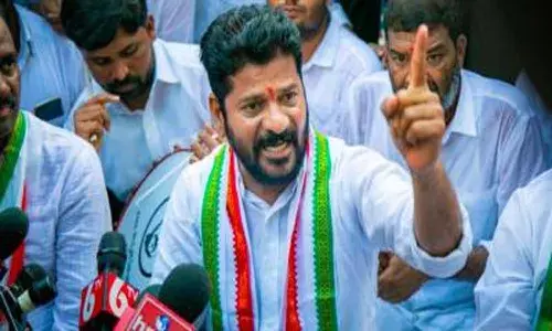 ఉత్తరాది రైతులకు ఆర్థిక సాయం చేస్తానన‌డం విడ్డూరంగా ఉంది