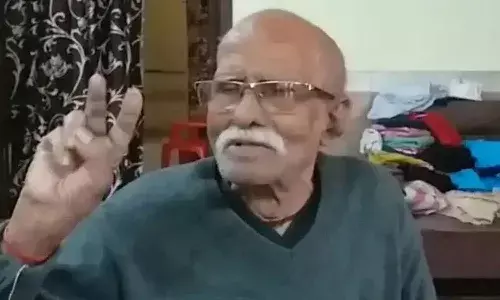 కలెక్టర్ పేరు మీద రూ.2 కోట్లు.. వీలునామా రాసిన వృద్ధుడు