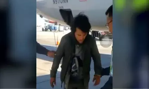 విమానం ల్యాండింగ్‌ గేర్‌లో దాక్కున్నాడు.. 1640 కిలోమీటర్ల దూరం ప్రయాణం చేశాడు.. కానీ చివరికి