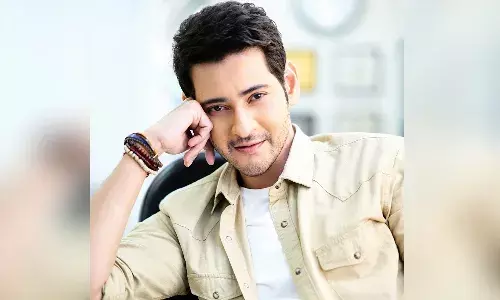 మోకాలి నొప్పితో ఇబ్బంది పడుతున్న మహేష్బాబు.. సర్జరీ కోసం అమెరికాకు..!