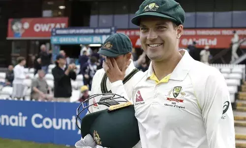 టిమ్ పైన్ స్థానంలో అలెక్స్ క్యారీ.. జాక్పాట్ కొట్టాడు