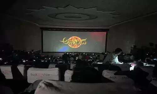 అఖండ సినిమా వేసినందుకు థియేటర్ సీజ్