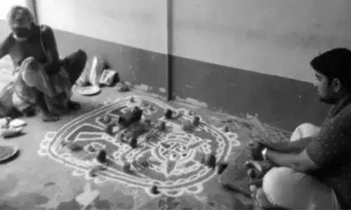 పుట్టింటికి వెళ్లిన భార్య.. కాపురానికి రప్పించేందుకు భర్త క్షుద్రపూజలు.!