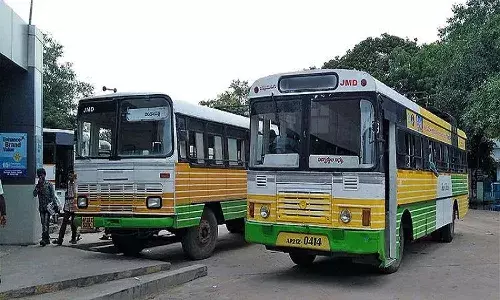 ఆర్టీసీ కీలక నిర్ణయం.. ఇకపై కొత్త రంగులలో పల్లెవెలుగు బస్సులు