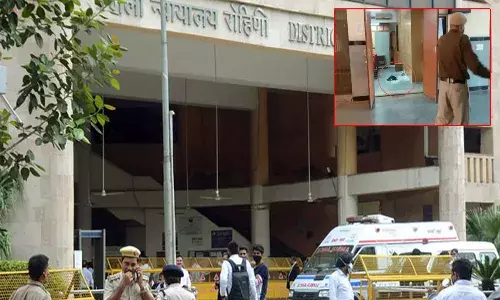 రోహిణి కోర్టులో పేలుడు కలకలం