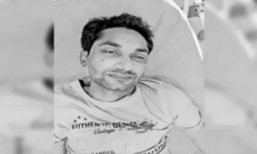 సెలైన్తో బాటిల్తో విషం ఎక్కించుకుని.. డాక్టర్ రాజ్కుమార్ ఆత్మహత్య