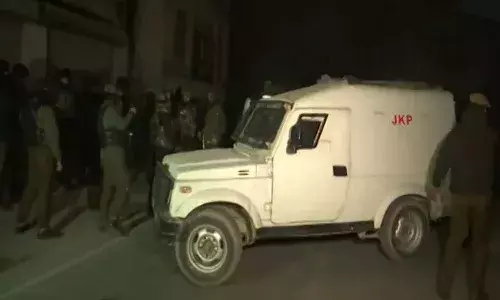 శ్రీనగర్లో ఉగ్రదాడి.. అమరులైన ముగ్గురు పోలీసులు, 14 మంది పోలీసులకు తీవ్ర గాయాలు..