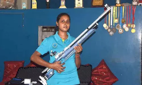 జాతీయ షూటర్ కొనికా లాయక్.. అనుమానాస్పద స్థితిలో మృతి