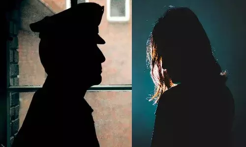 ప్రైవేట్ పార్ట్లను చూపిస్తూ.. మహిళతో హెడ్కానిస్టేబుల్ అసభ్యకర ప్రవర్తన