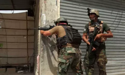 సరిహద్దు వివాదం.. సైనికుల మధ్య భీకర కాల్పులు.. ఇద్దరు సైనికులు మృతి