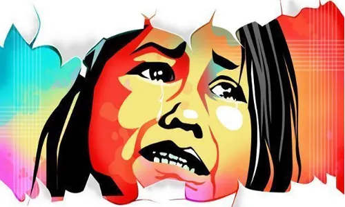 మత్తు మందు ఇచ్చి పదోతరగతి విద్యార్థినిపై సామూహిక అత్యాచారం