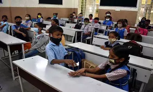 కరోనా కలకలం.. నవోదయ స్కూల్లో మరో 29 మంది విద్యార్థులకు పాజిటివ్
