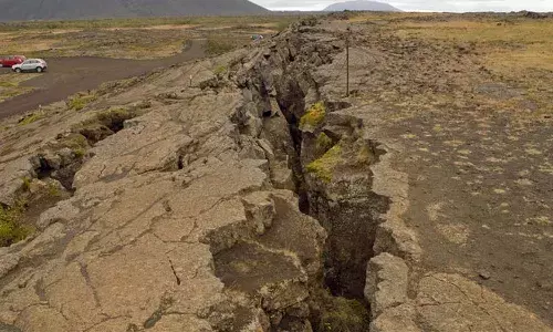లడఖ్లో వరుస భూకంపాలు.. భయంతో పరుగులు తీసిన స్థానికులు