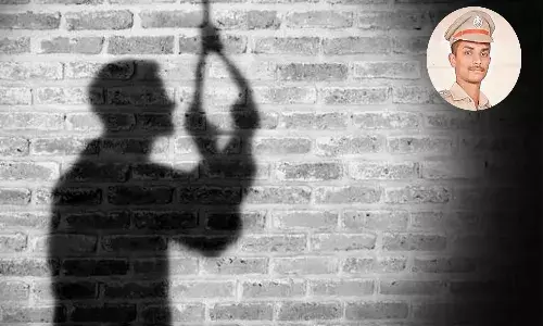 ఉద్యోగం న‌చ్చ‌లేద‌ని.. ఆర్ఎస్సై ఆత్మ‌హ‌త్య‌