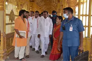 యాదాద్రి విమాన గోపురానికి బంగారు తాపడం.. భారీగా విరాళాలు యాదాద్రి విమాన గోపురానికి బంగారు తాపడం.. భారీగా విరాళాలు