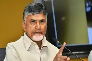 జగన్ తప్పులను చరిత్ర మరిచిపోదు : చంద్రబాబు జగన్ తప్పులను చరిత్ర మరిచిపోదు : చంద్రబాబు