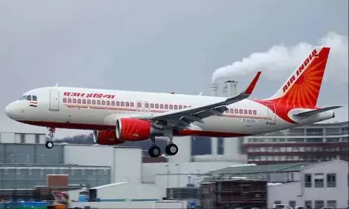 ఎయిరిండియా విమానంలో కరోనా కలకలం.. 125 మందికి పాజిటివ్‌